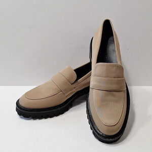Aerosoles Rodney Lug Sole Loafers Size 7.5 Beige Black Preppy Chunky Slip On NEW